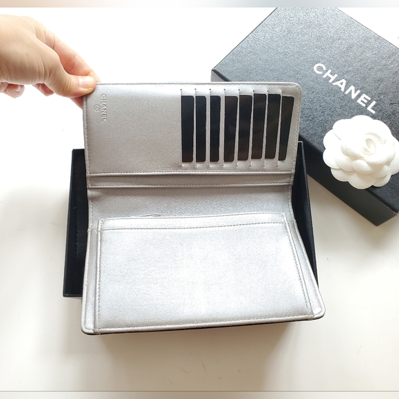 (SALE)Chanel Camellia & CC Flap Wallet Brand New - Picture 5 of 16